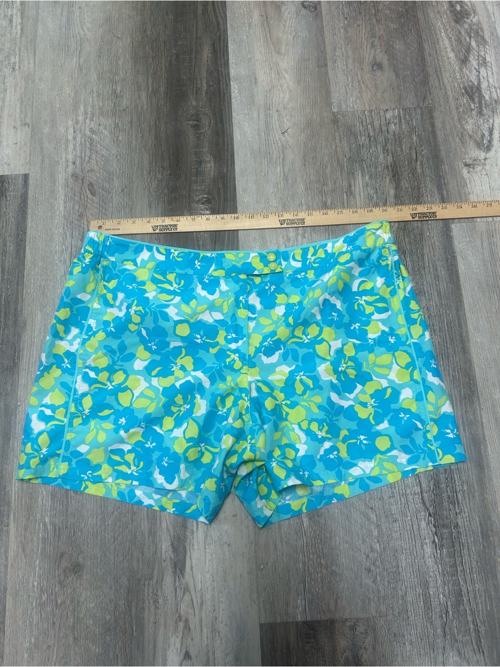 Women’s Floral Patterned Eddie Bauer Swim Coverup Shorts Size 20W